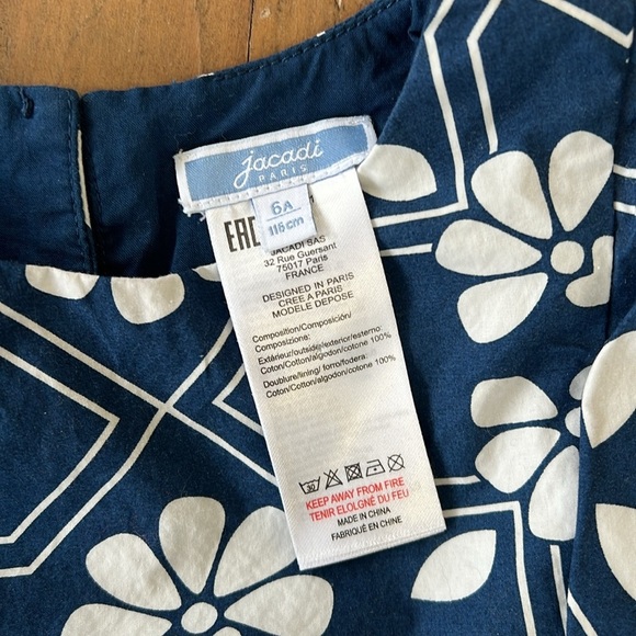 Jacadi blue floral flutter sleeve top - Picture 3 of 5